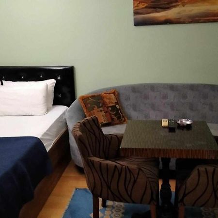 Taksim Pera Suites Istanbul Exterior foto